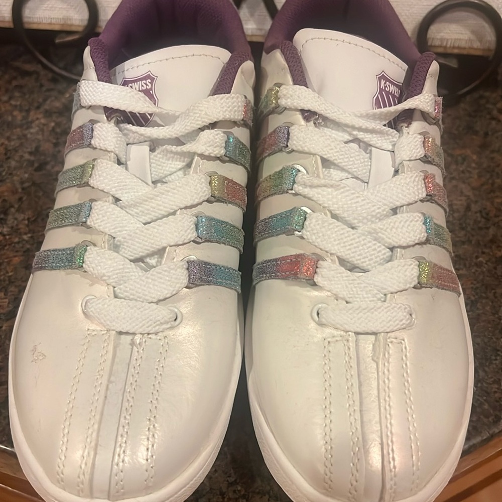 New K-Swiss sneakers!
